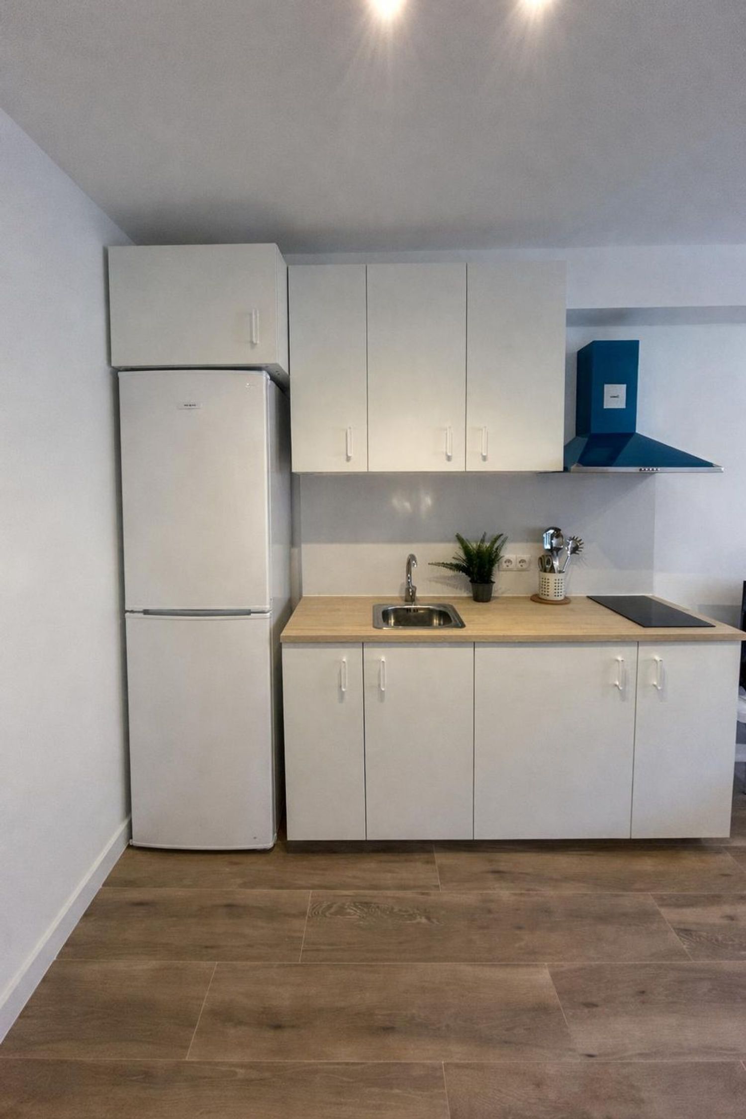 Estudio en calle de Carlos Dabán, 25 - Foto 7