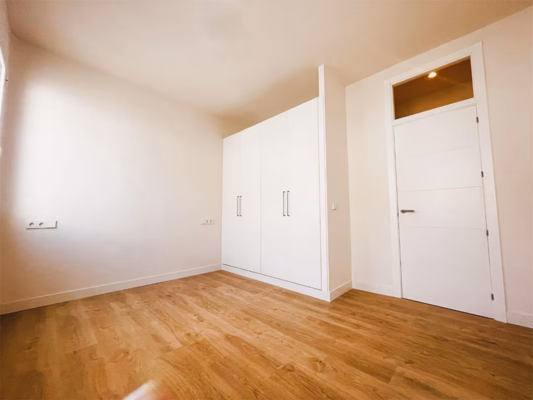 Piso en  Calle de Piamonte 12 - Foto 6