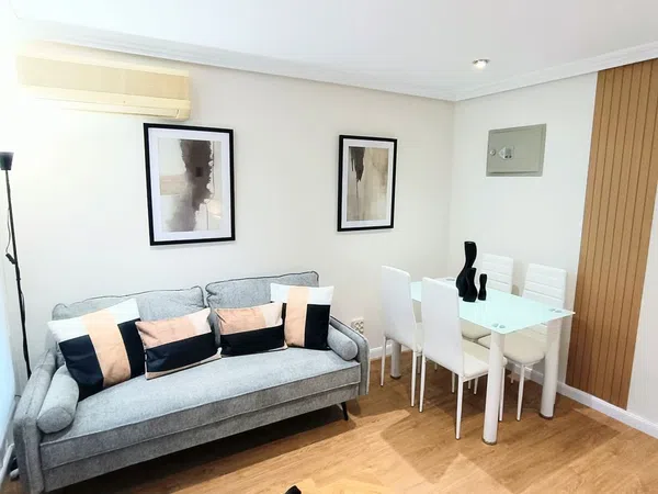 Piso en Gonzalo de Berceo, 4 - Foto 14