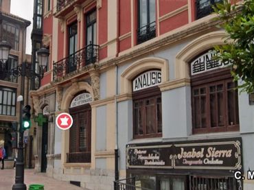Local comercial en  Calle Marqués de Gastañaga 1 - Foto 1
