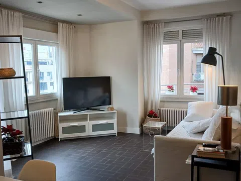 Piso en calle de Magallanes, 1