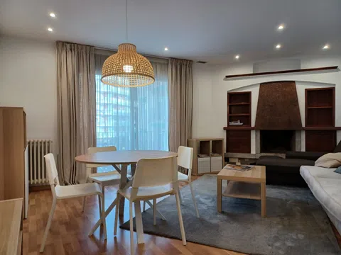 Piso en avenida de Josep Tarradellas, 20