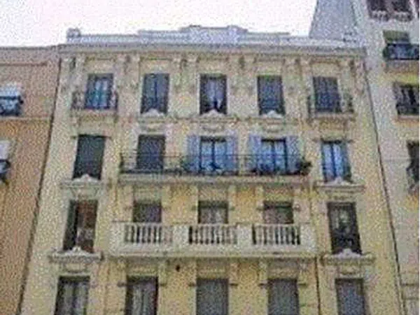 Piso en calle Tortosa, 4