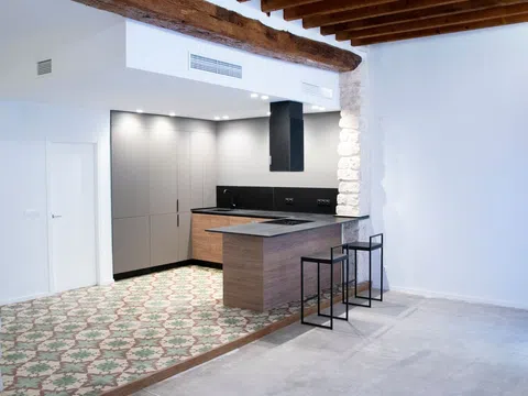Piso en calle Bazán, 50