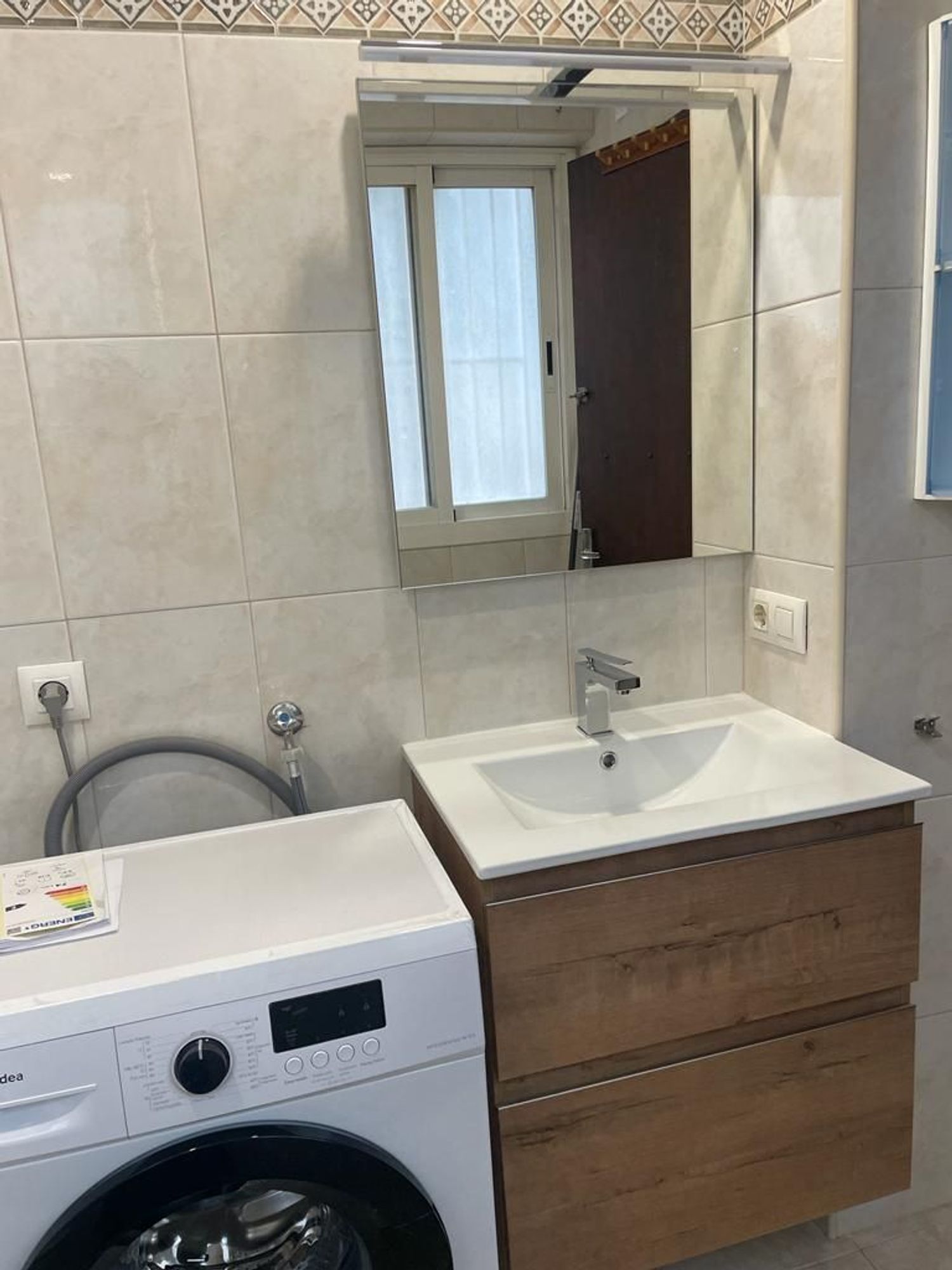 Estudio en avenida de Joan Miró, 15 - Foto 8