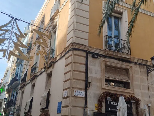 Piso en plaza Santísima Faz, 1