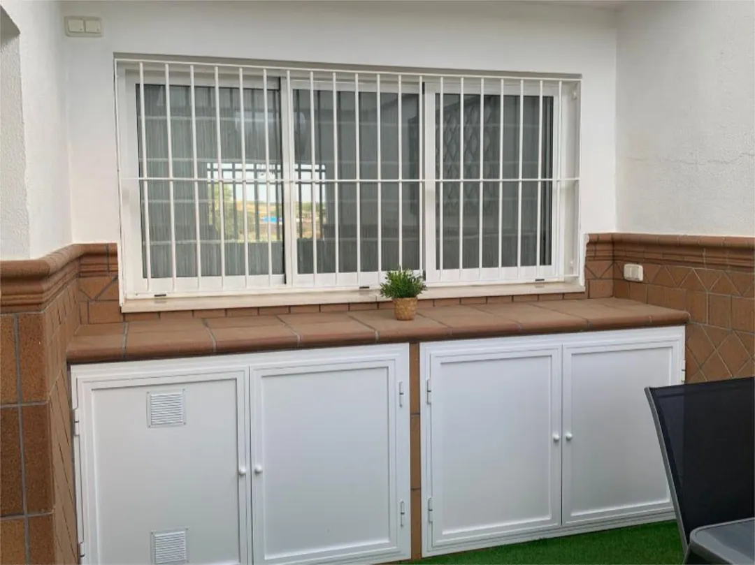 Casa adosada en  Calle de la Hijuela 19 - Foto 17