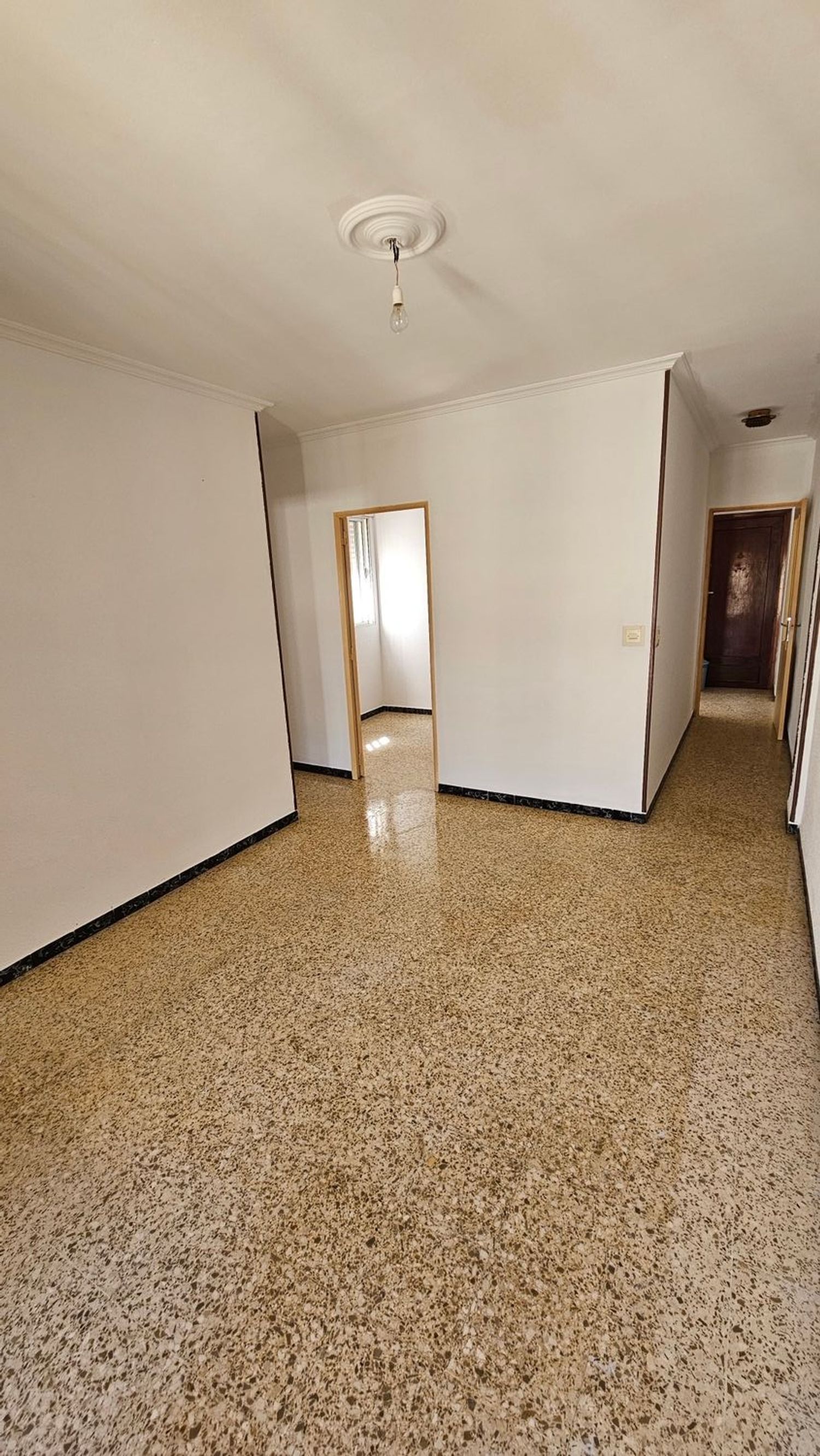 Piso en Calle Lamarque de Novoa, 4, Cruz Roja - Capuchinos - Foto 2