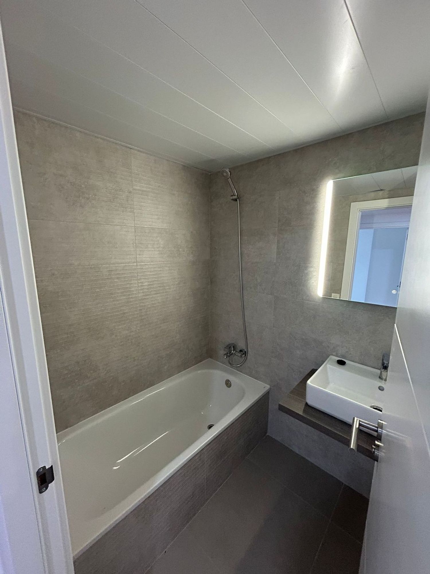 Piso en Isabel de Villena, 1 - Foto 13