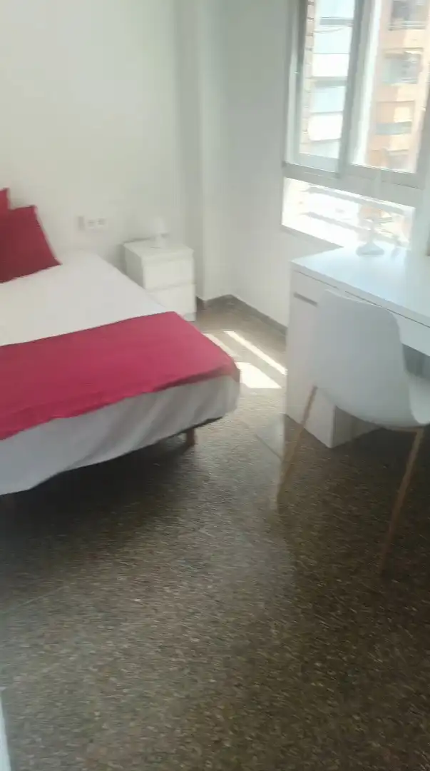 Piso en  Carrer de Maximilià Thous 14 - Foto 15