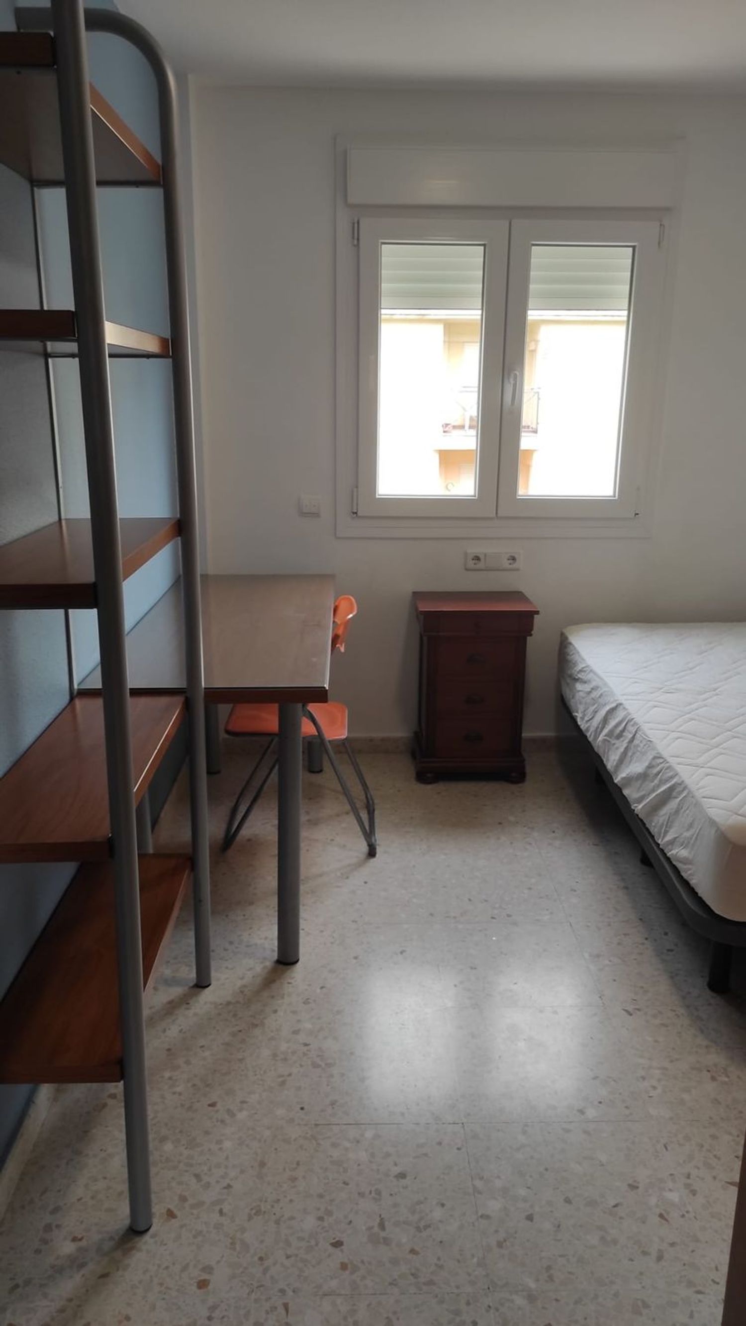 Piso en Calle Margarita Xirgu, 3, El Consul - El Romeral - Foto 11