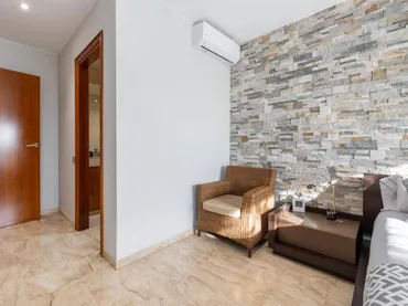 Chalet en  Carrer de la Roureda 4 - Foto 8