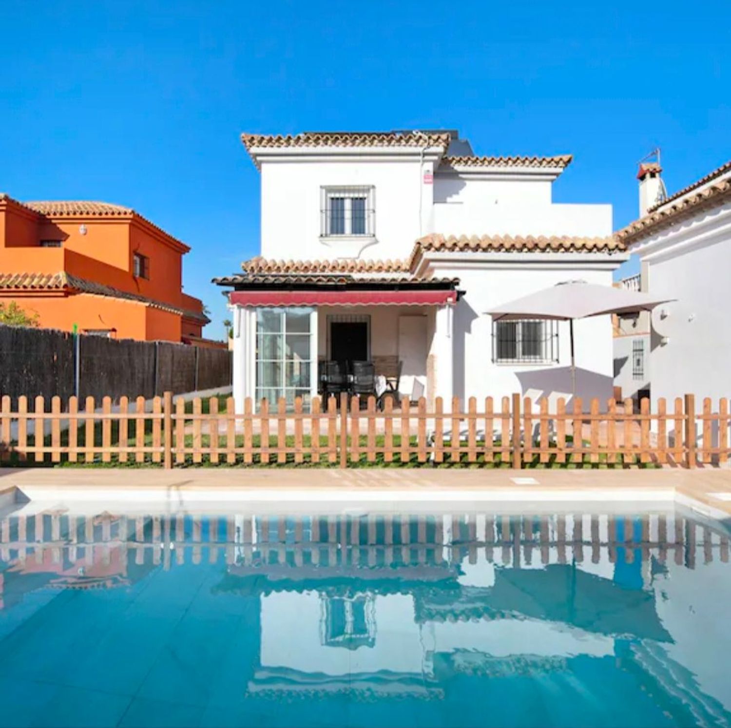 Casa o chalet independiente en Calle Bahía Blanca, 18 - Foto 1