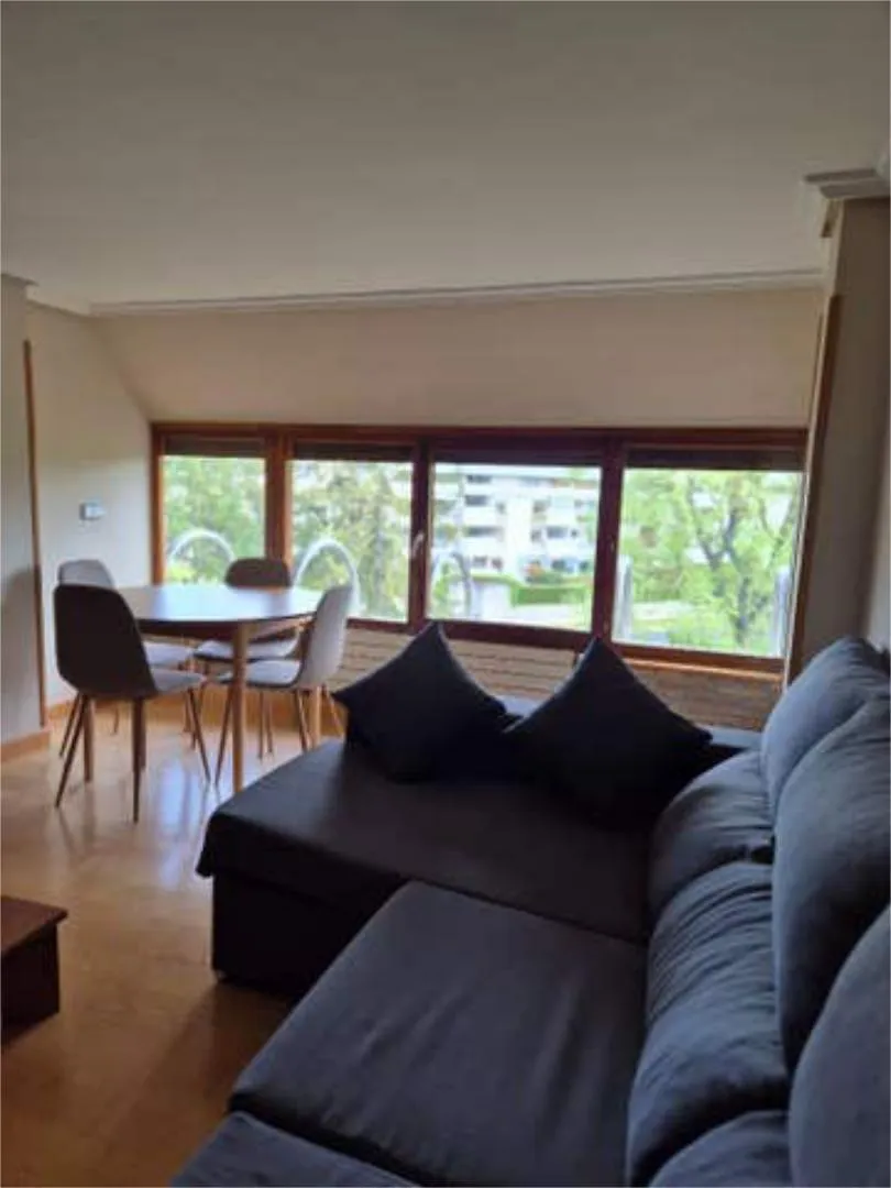 Ático en Armentia - Foto 1