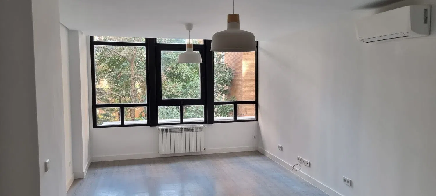 Piso en Barrio Vallehermoso - Foto 8