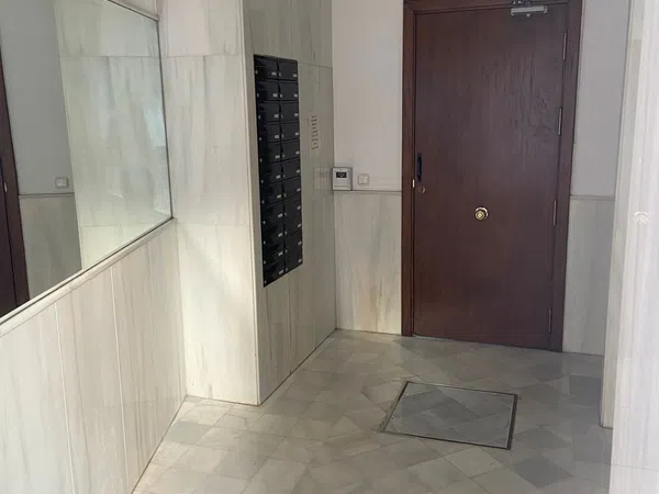 Piso en Calle Huestes, 6, Buhaira - Huerta del Rey - Foto 3