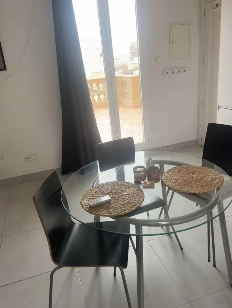 Estudio en  Carrer de Blanquerna 27 - Foto 4
