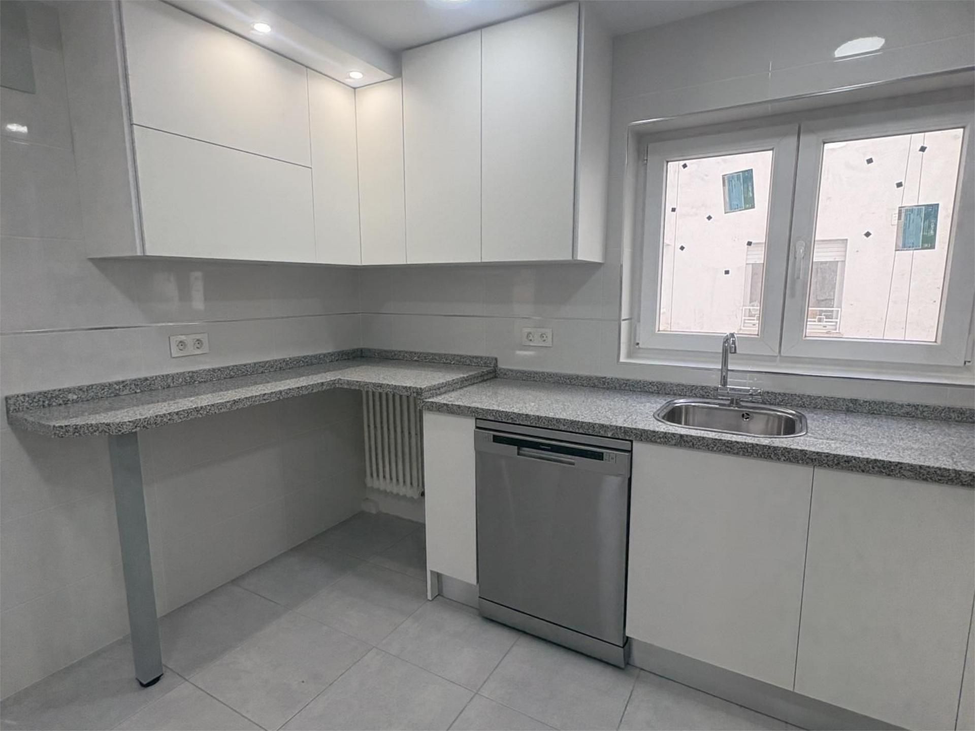 Piso en calle Paseo Canalejas 75-77 - Foto 5