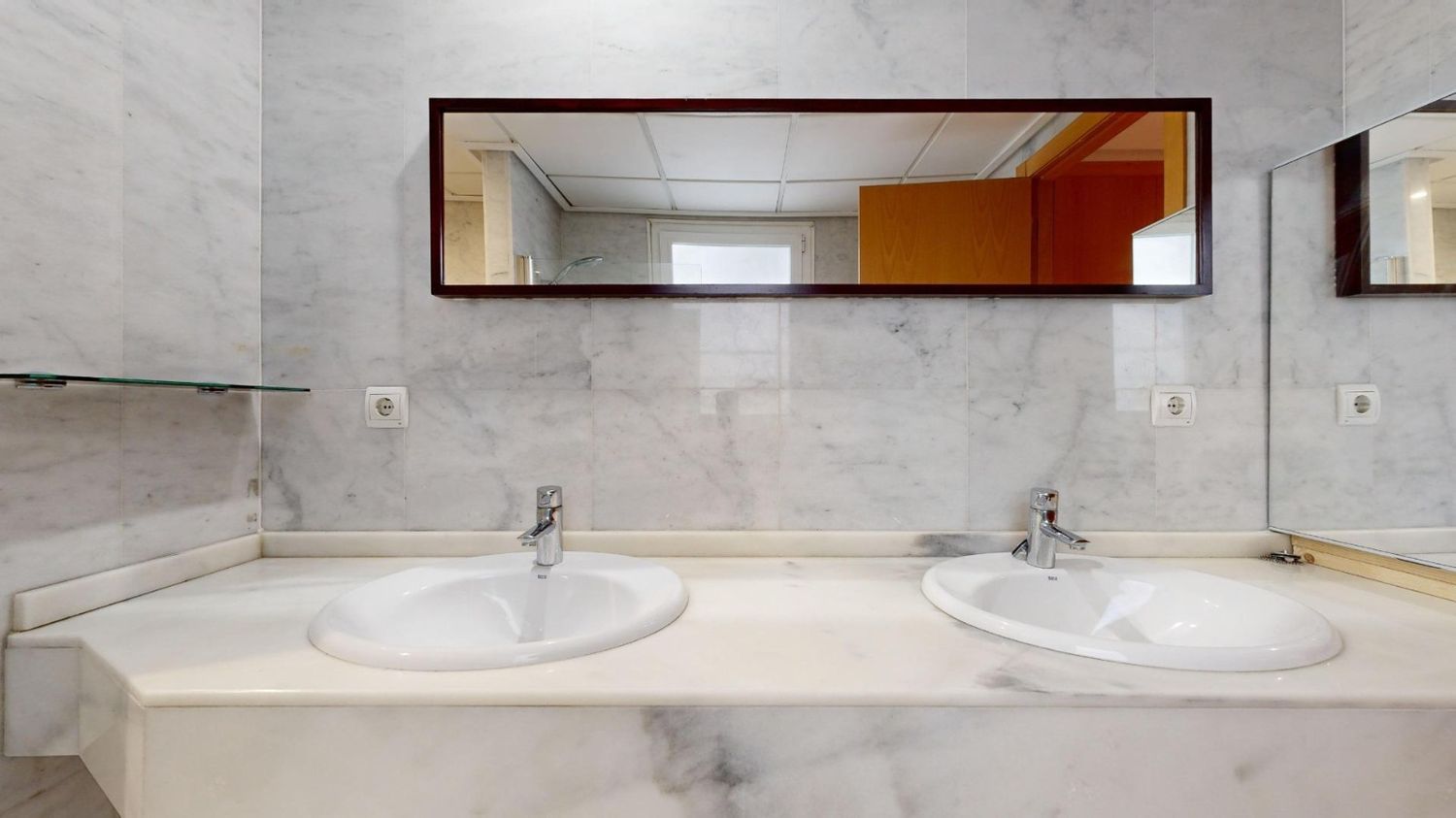 Piso en calle de Sant Vicent Màrtir, 125 - Foto 2