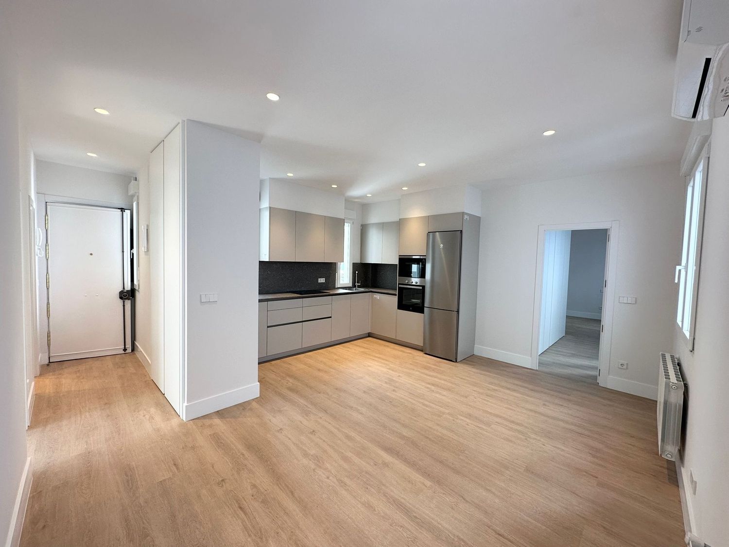 Piso en avenida de Pablo Iglesias, 17 - Foto 1