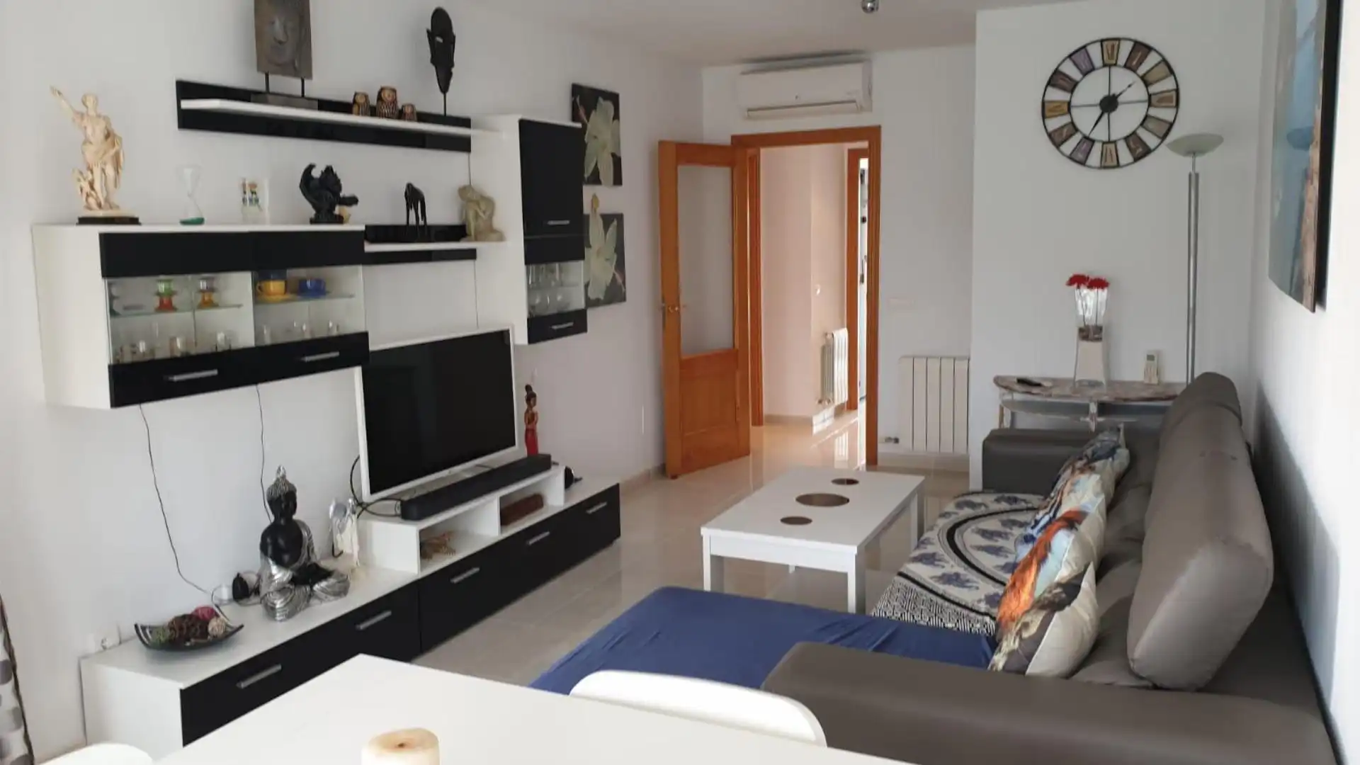 Piso en  Carrer Rafael Cifre Vila 6 - Foto 2