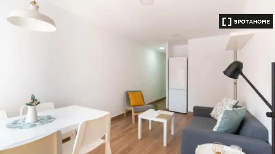 Piso en L'Hospitalet de Llobregat - Foto 3