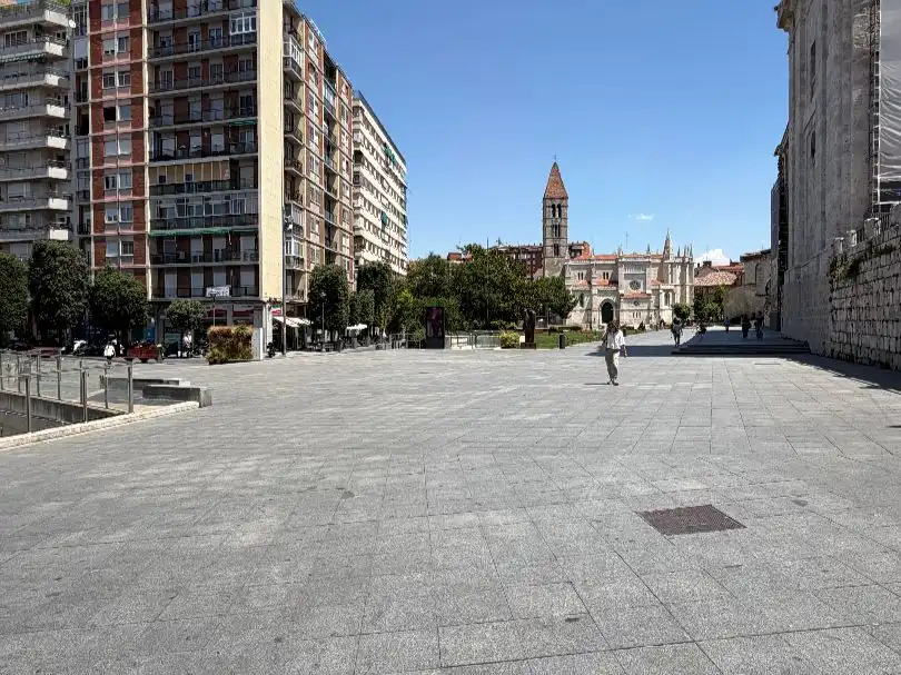 Piso en  Plaza de Portugalete 3 - Foto 2