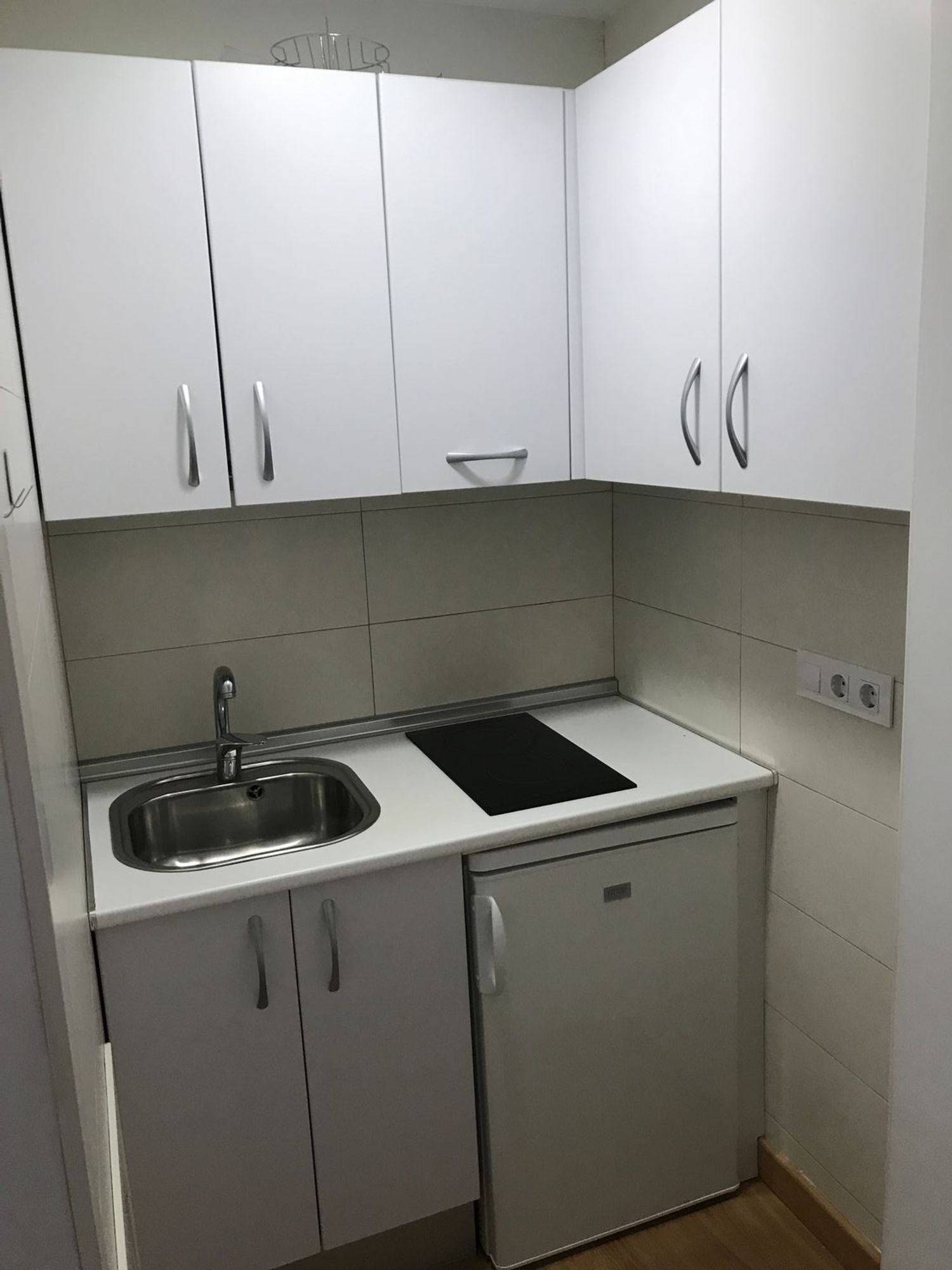 Estudio en Calle Salado, 4, Plaza de Cuba - República Argentina - Foto 2