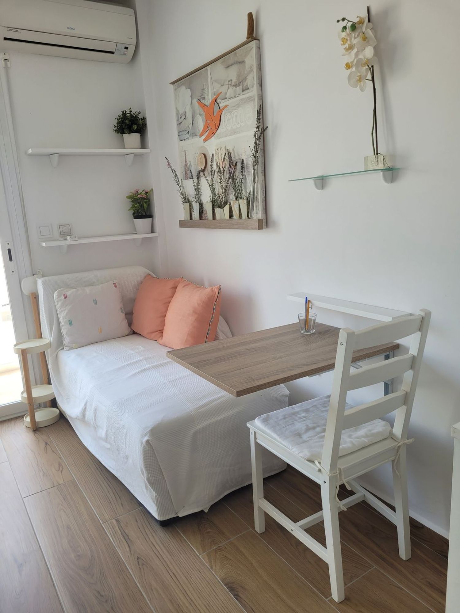 Estudio en calle de la Salut, 5 - Foto 3