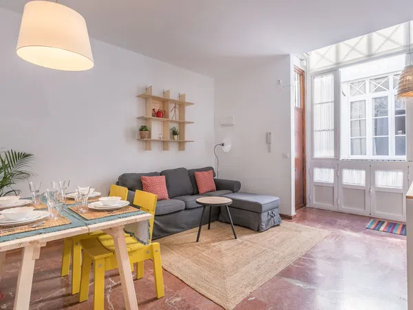 Piso en calle Descalzos, 7 - Foto 2