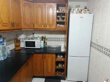 Piso en barrio - Foto 2
