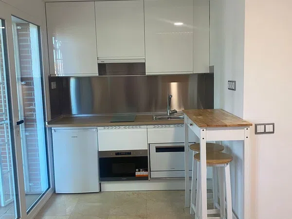 Estudio en calle Navarra, 58