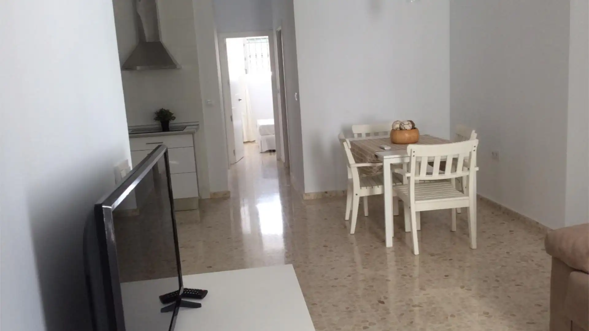 Planta baja en  Calle Clemencia Buiza 4 - Foto 3