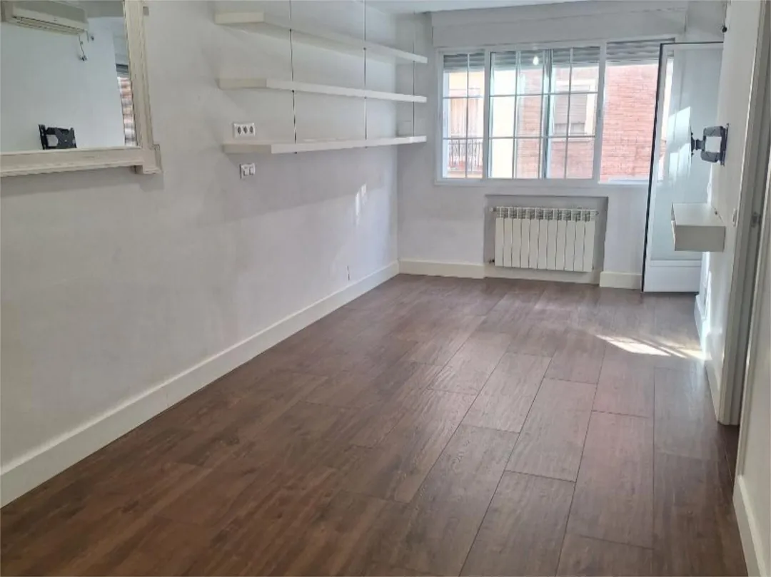 Piso en  Calle Fernando Poo 13