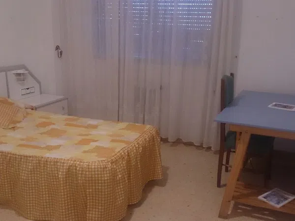 Alquiler de piso en Calle Antonio Floriano Cumbreño, 5 - Foto 5