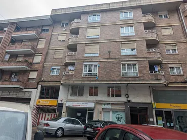 Local comercial en  Calle Juan XXIII 1 - Foto 1