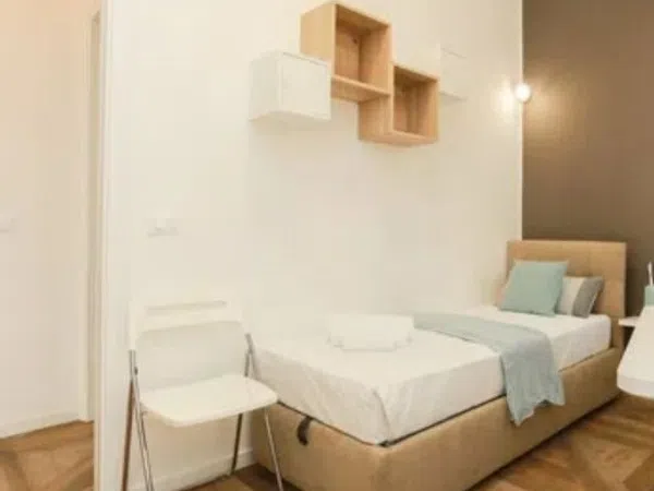 Piso en calle de Amaniel, 28