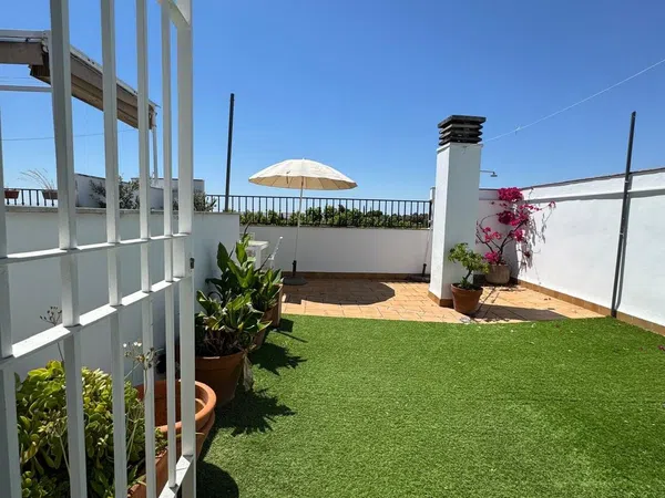 Ático en calle Villar Jordana, 32