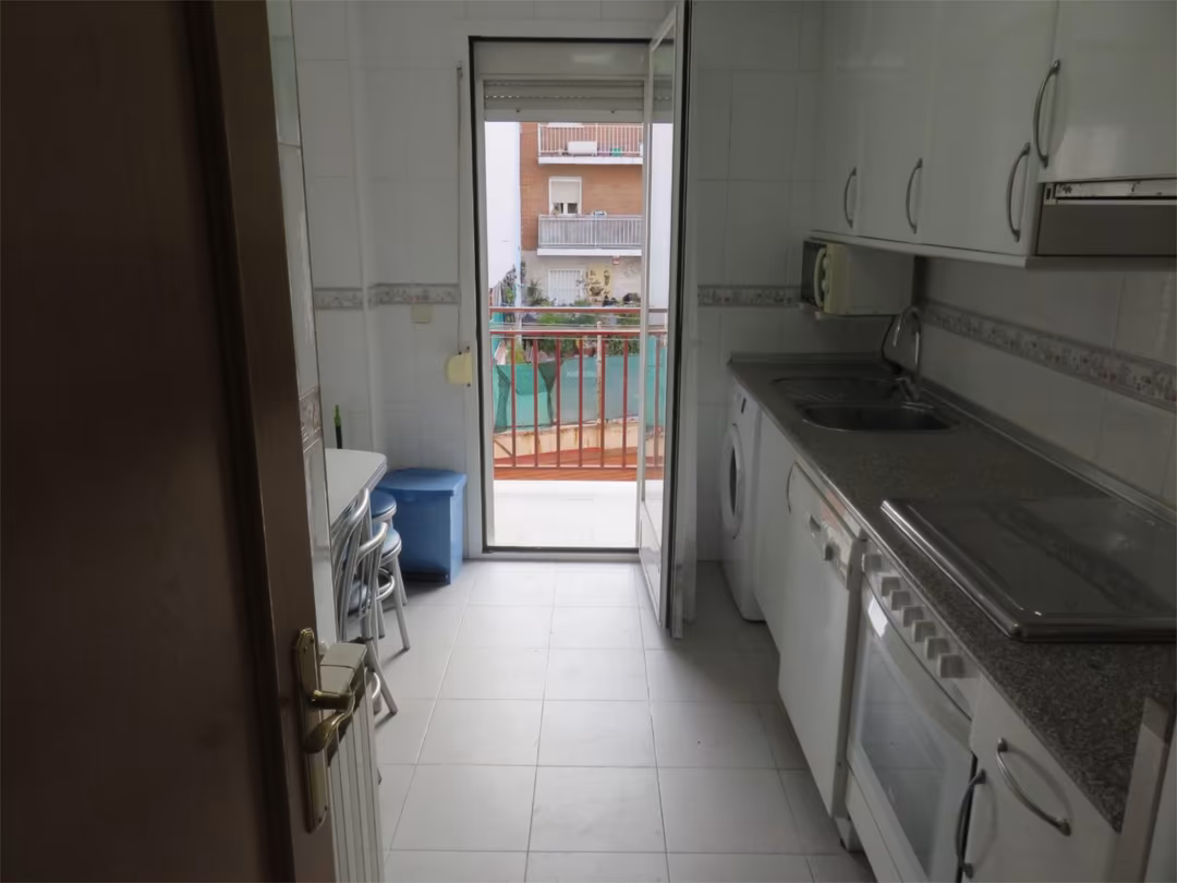 Piso en  Calle de José del Pino 65 - Foto 24