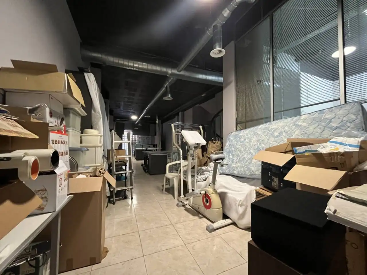 Local comercial en  Calle General Weyler 121 - Foto 6