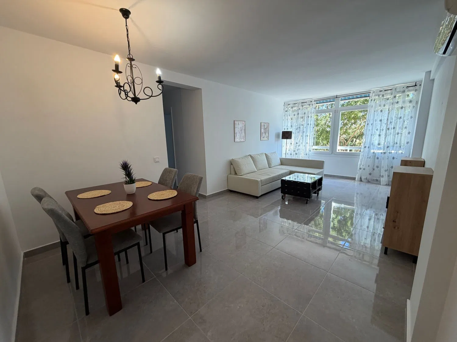 Piso en calle Héroe de Sostoa, 139 - Foto 3