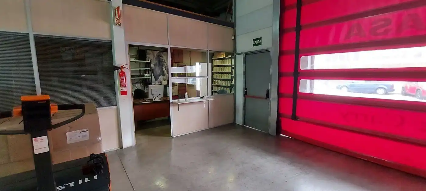 Nave Industrial en  Carrer de Bernat Metge 140 - Foto 3
