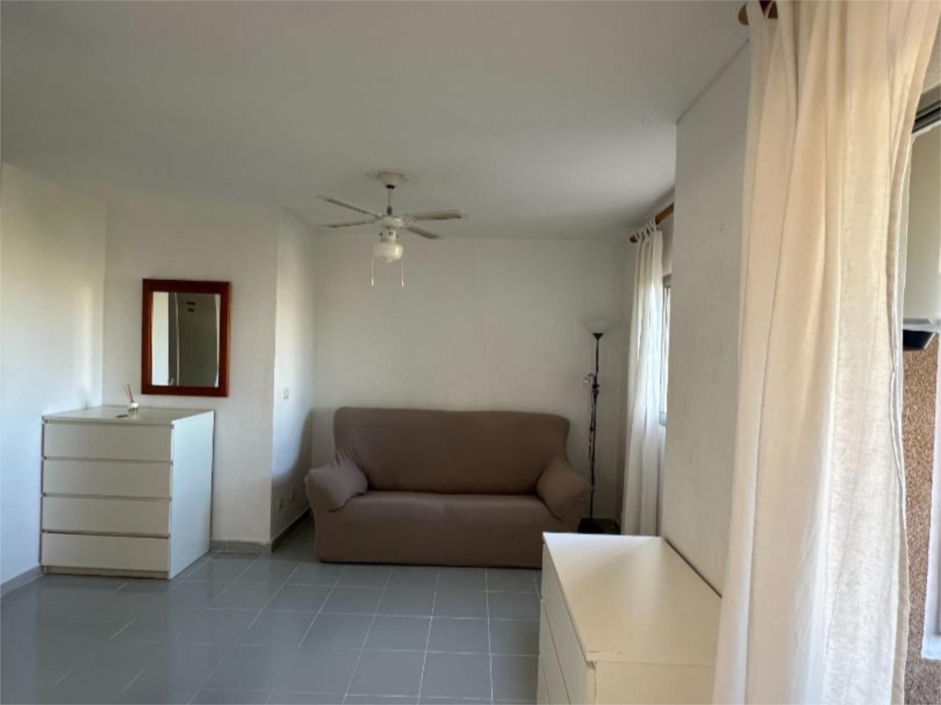 Piso en  Calle del Curricán 27 - Foto 4