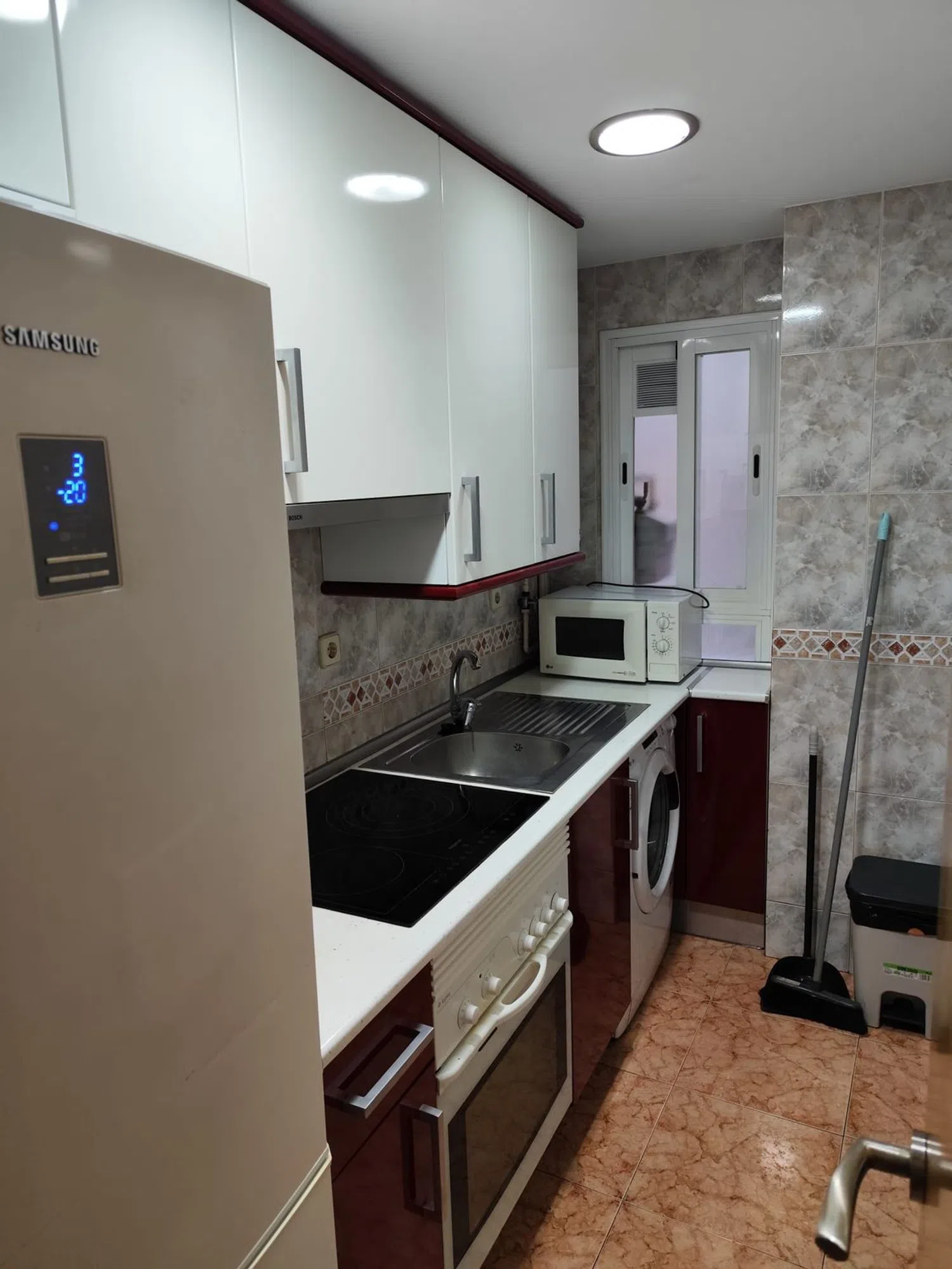 Piso en calle de la Virgen de Lourdes, 16 - Foto 11