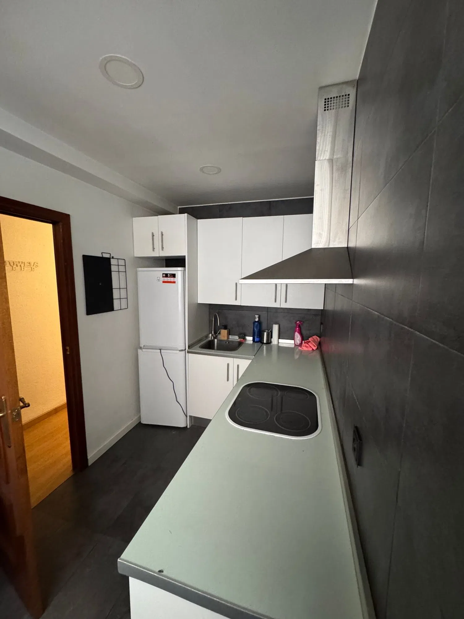 Piso en Reyes Católicos - Foto 2