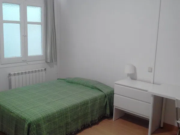 Estudio en calle de la Mare de Déu del Coll, 61