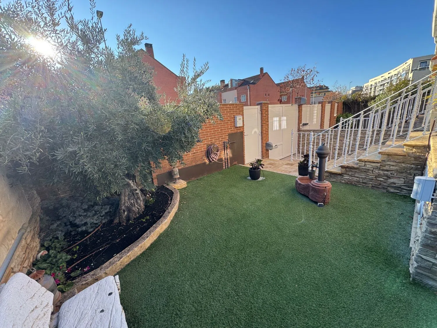 Chalet pareado en calle de Octavio Paz, 21 - Foto 1