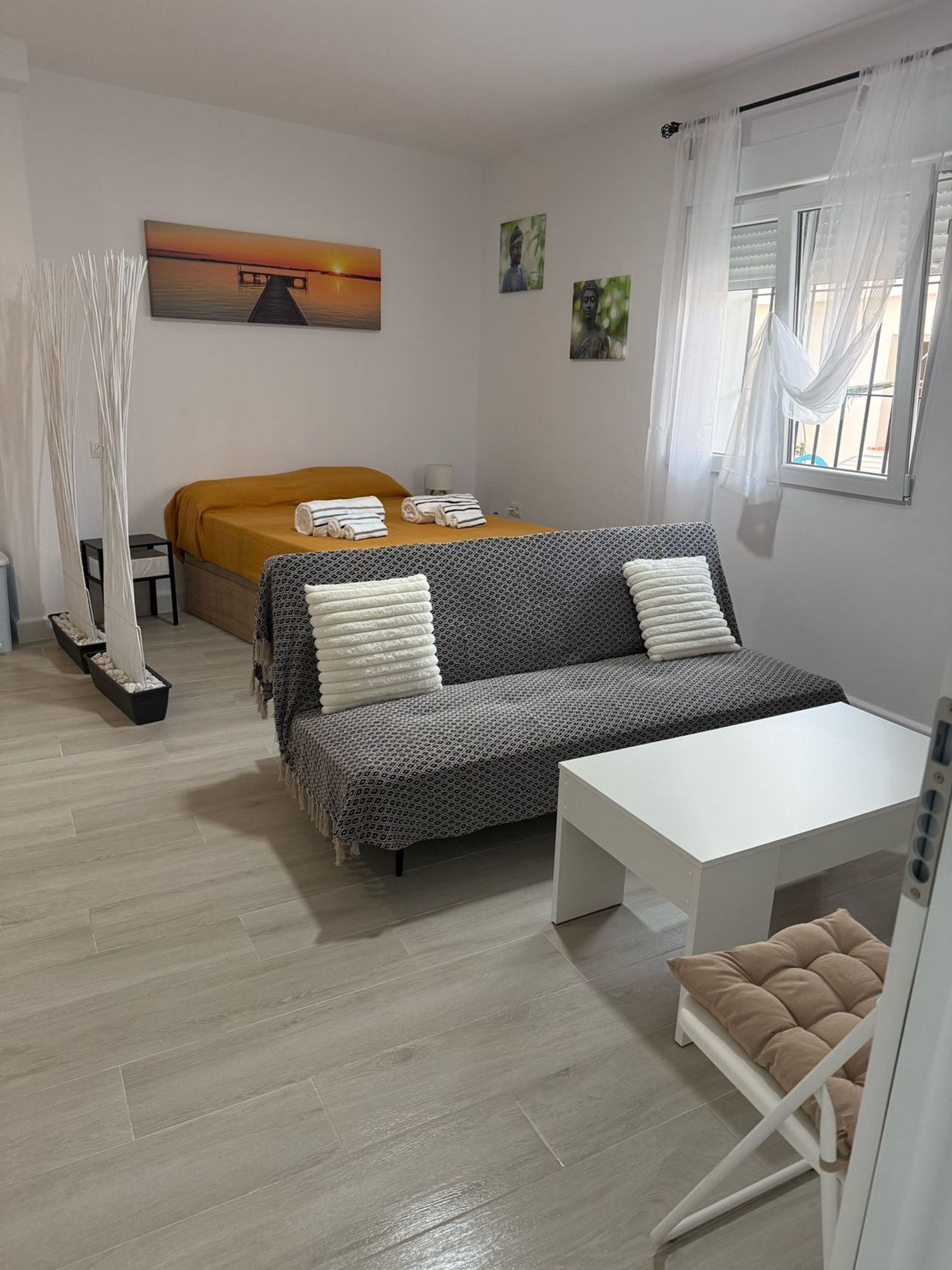 Estudio en calle Teresa Blasco, 3 - Foto 1