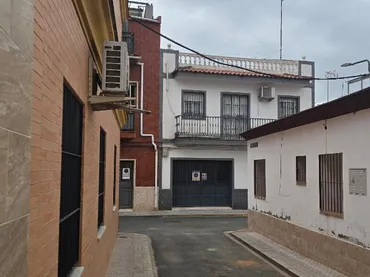 Casa adosada en  Calle Alcuceros 72 - Foto 2