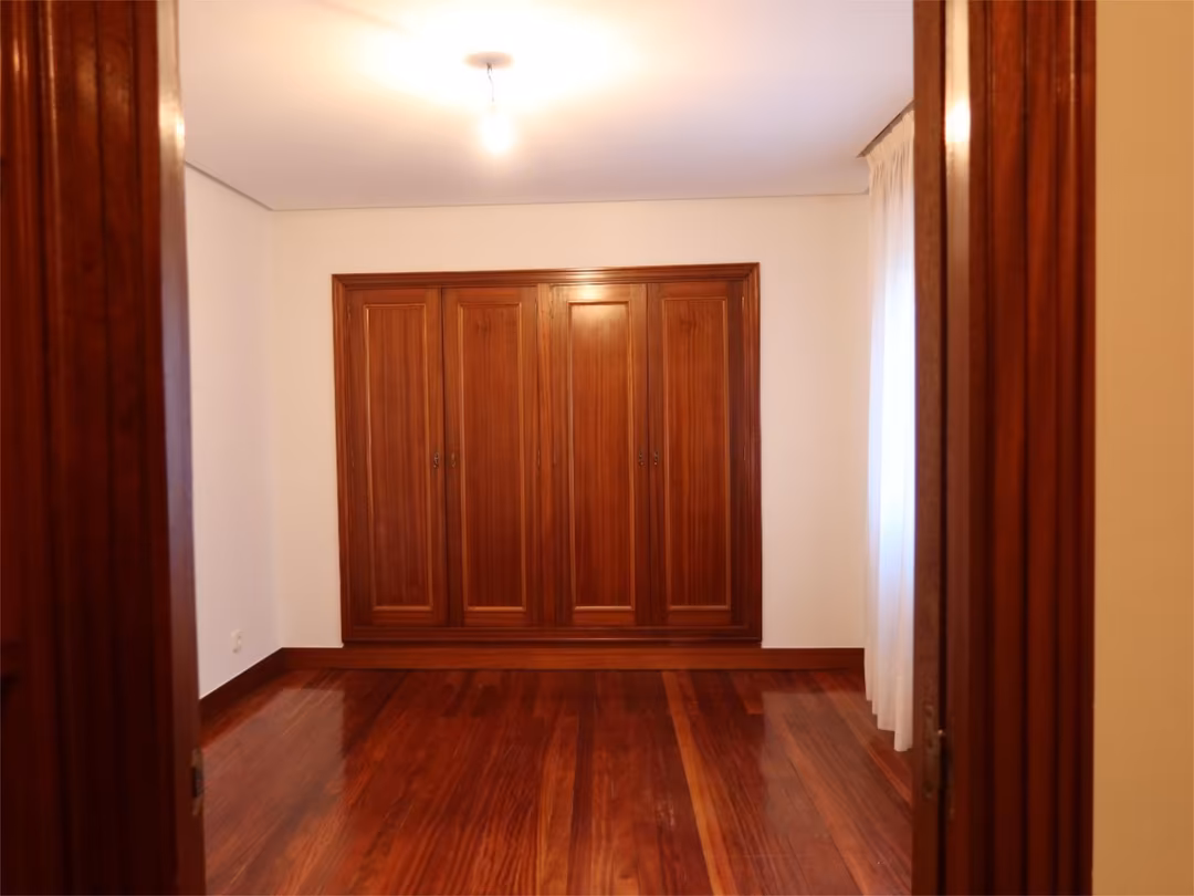 Piso en  Avenida de la Reina Victoria 39 - Foto 19